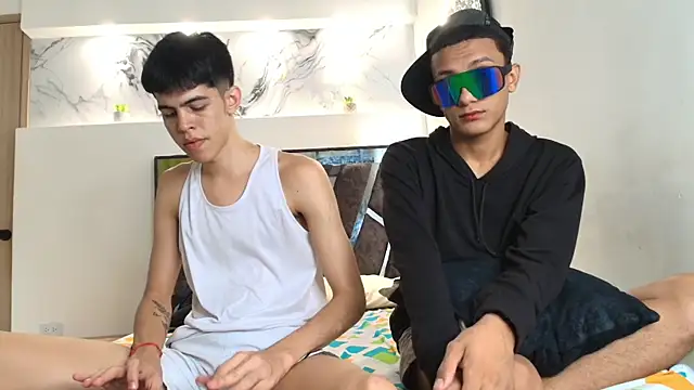 TWINKS FRIENDS online show from 7, 10, 2025