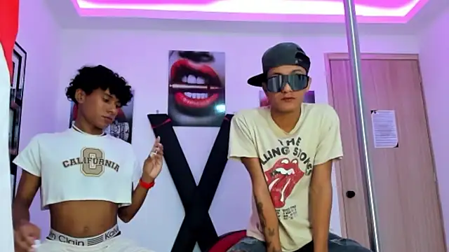 TWINKS FRIENDS online show from 24, 10, 2025