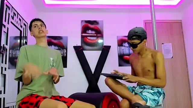 TWINKS FRIENDS online show from 26, 10, 2025