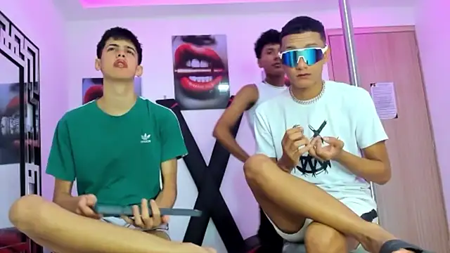 TWINKS FRIENDS online show from 31, 10, 2025