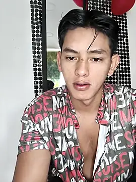 Hiroshi Shen online show from 13, 10, 2025