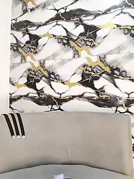 Hiroshi Shen online show from 18, 12, 2025