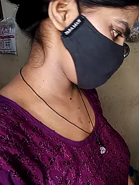 Snapshot of Step_brother_sister chatting on 29, 9, 2025 Step brother sister online show from 29, 9, 2025