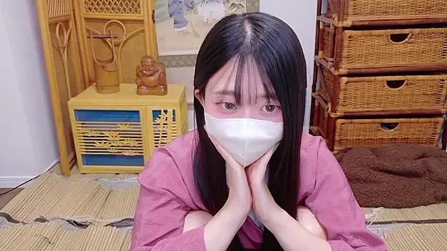 Snapshot of OSUSHI-CHAN chatting on 18, 11, 2025 OSUSHI-CHAN online show from 18, 11, 2025