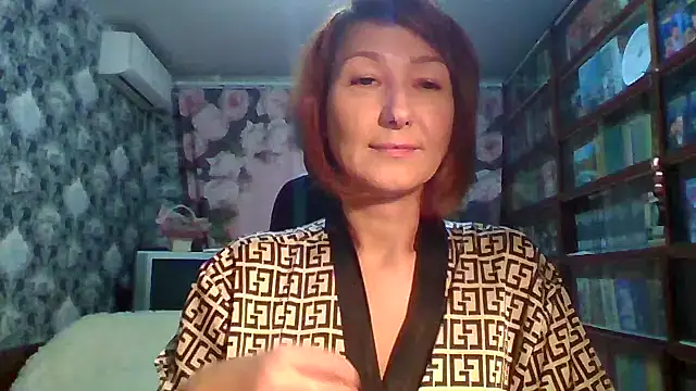 Snapshot of Pline1 chatting on 5, 12, 2025 Pline1 online show from 5, 12, 2025