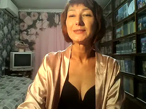Snapshot of Pline1 chatting on 9, 10, 2025 Pline1 online show from 9, 10, 2025