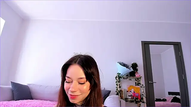 Passionate Isabella online show from 9, 10, 2025