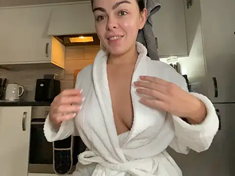 FrancescaXO online show from 16, 2, 2026