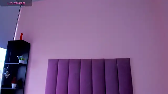 violet myerrs online show from 12, 1, 2026