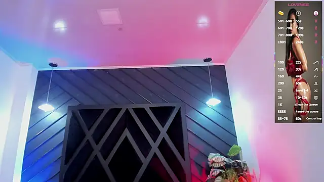 zoe martins  online show from 20, 12, 2025