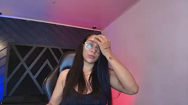 zoe martins  online show from 11, 3, 2026