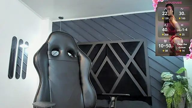 zoe martins  online show from 29, 11, 2025