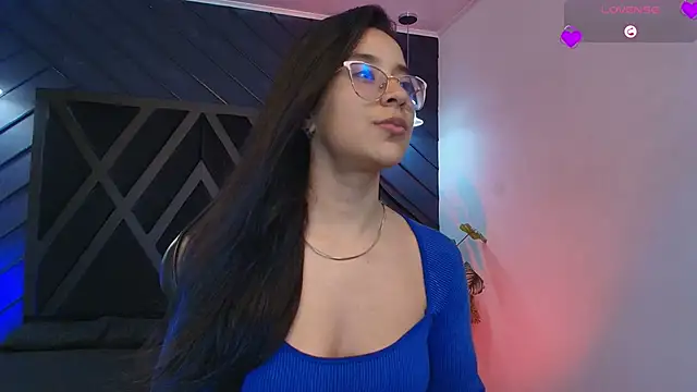 zoe martins  online show from 3, 3, 2026