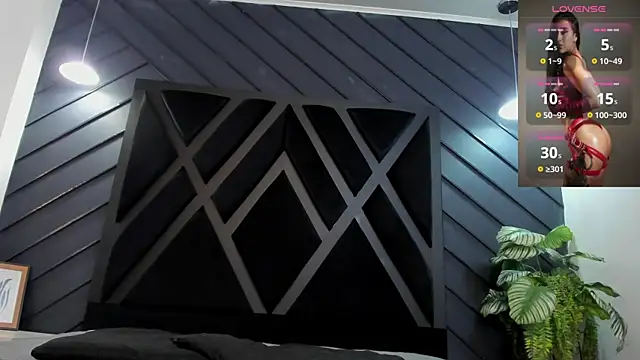 zoe martins  online show from 19, 11, 2025