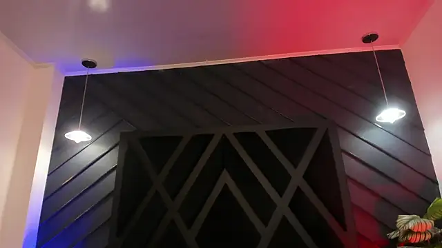 zoe martins  online show from 22, 12, 2025