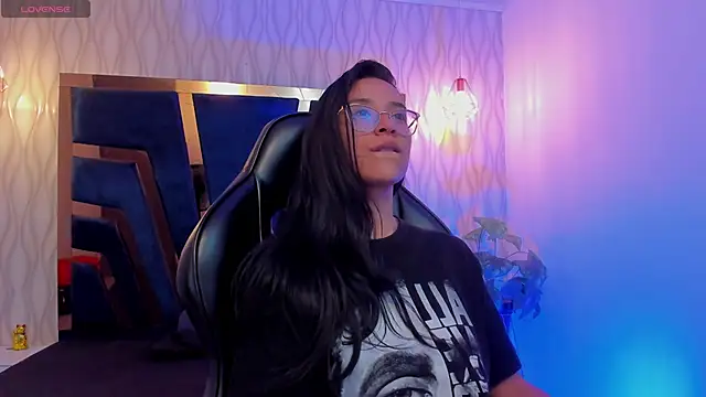 zoe martins  online show from 9, 2, 2026