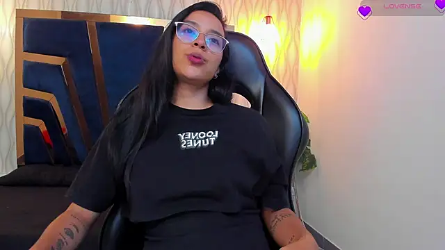 zoe martins  online show from 12, 2, 2026