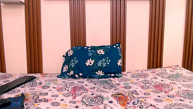 kimberly18cute online show from 6, 2, 2026