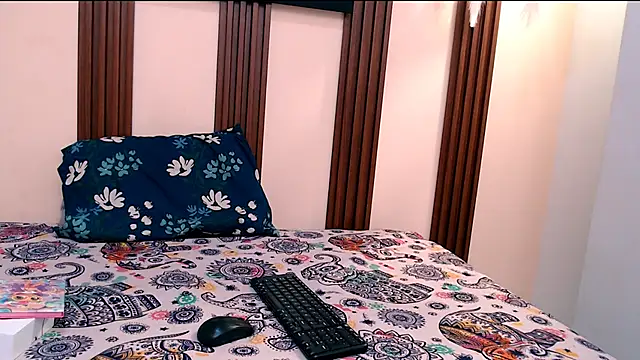 kimberly18cute online show from 15, 11, 2025