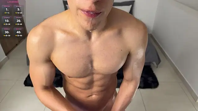 Maxx Lancaster online show from 4, 3, 2026