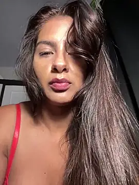 chicachocolate01 online show from 16, 2, 2026