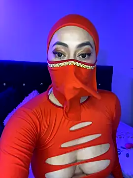 Snapshot of Aisha_Malek chatting on 26, 11, 2025 Aisha Malek online show from 26, 11, 2025