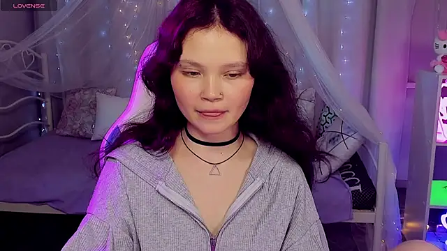 EmilyChaves online show from 23, 4, 2026
