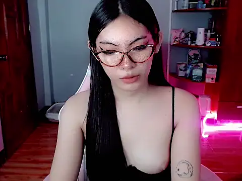 Snapshot of Miss_hornydolly chatting on 6, 2, 2026 Miss hornydolly online show from 6, 2, 2026