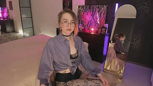 Snapshot of Annie_Leone chatting on 3, 5, 2026 Annie Leone online show from 3, 5, 2026