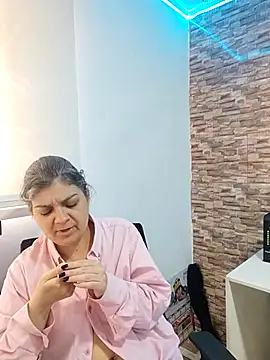 queemking online show from 9, 2, 2026