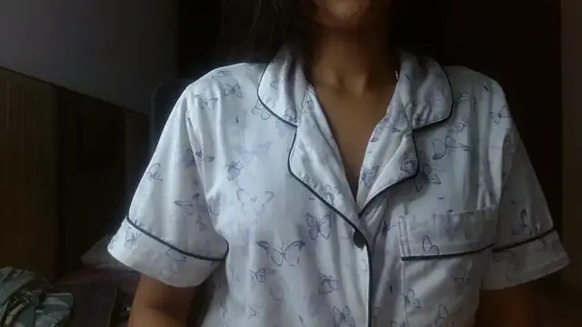 Snapshot of Mini_Meera chatting on 1, 6, 2026 Mini Meera online show from 1, 6, 2026