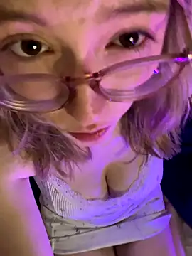 Snapshot of ReenKitty chatting on 2, 10, 2025 ReenKitty online show from 2, 10, 2025