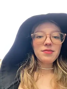 ReenKitty online show from 25, 10, 2025