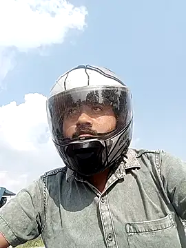 DetectedCustom4 online show from 7, 11, 2025