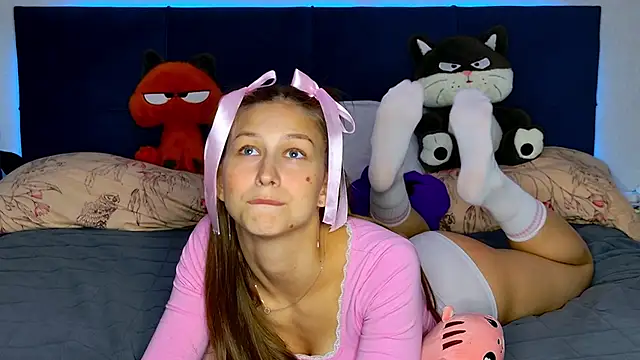 MissEmilyMiller online show from 2, 4, 2026