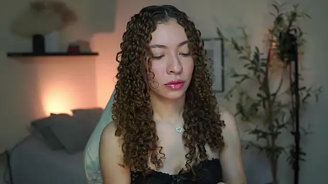Snapshot of isabella-garcia- chatting on 5, 7, 2026 isabella-garcia- online show from 5, 7, 2026