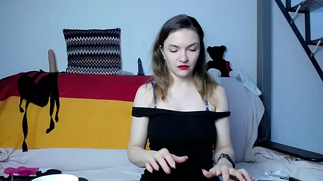 Snapshot of Katherine_Twilight chatting on 9, 2, 2025 Katherine Twilight online show from 9, 2, 2025