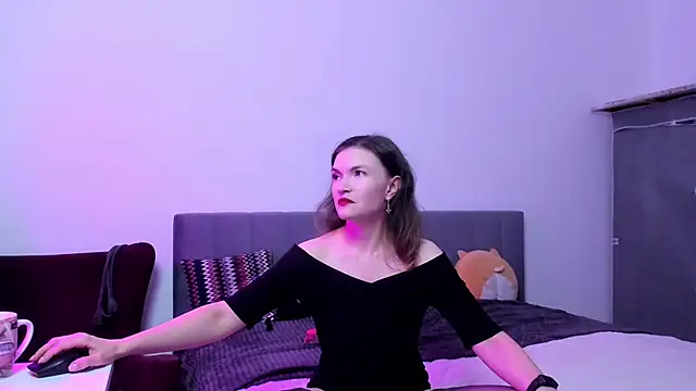 Snapshot of Katherine_Twilight chatting on 13, 11, 2025 Katherine Twilight online show from 13, 11, 2025