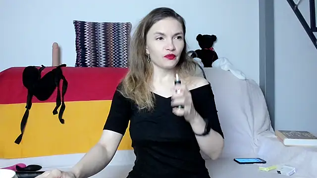 Snapshot of Katherine_Twilight chatting on 20, 2, 2025 Katherine Twilight online show from 20, 2, 2025