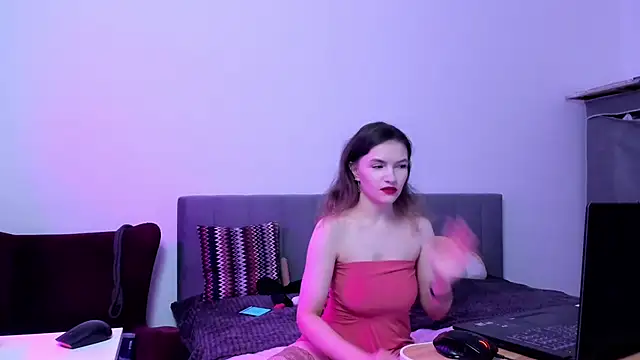 Snapshot of Katherine_Twilight chatting on 1, 11, 2025 Katherine Twilight online show from 1, 11, 2025