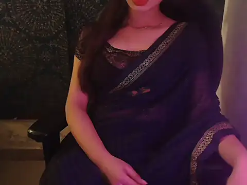 Snapshot of lovepihuu chatting on 11, 11, 2025 lovepihuu online show from 11, 11, 2025