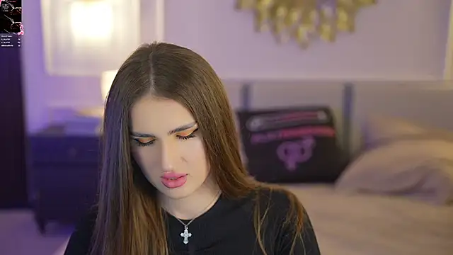 Goldie Flame online show from 12, 10, 2025