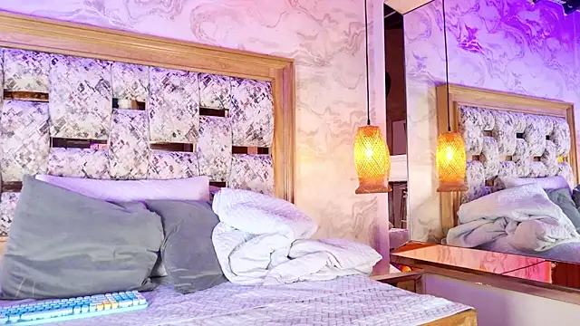 ZOLEY WATSON online show from 13, 11, 2025