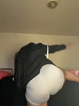 yummy0322 online show from 22, 2, 2026