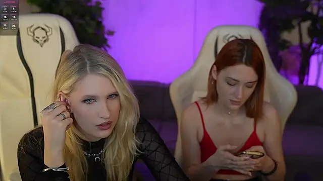 Snapshot of Scarlett_Sweet054 chatting on 16, 11, 2025 Scarlett Sweet054 online show from 16, 11, 2025