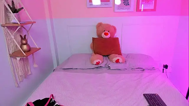 Camila Rivers online show from 7, 2, 2026