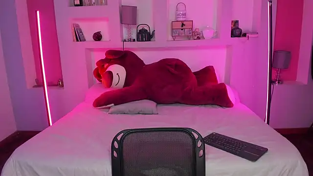 Camila Rivers online show from 15, 4, 2026