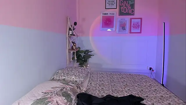 Camila Rivers online show from 9, 10, 2025