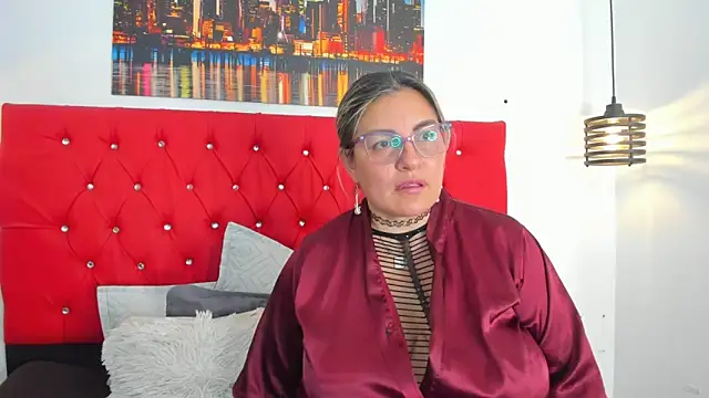 carolinacrus01 online show from 12, 2, 2026