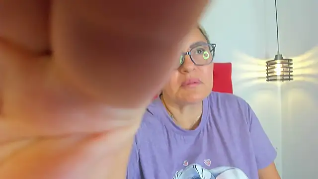 carolinacrus01 online show from 26, 11, 2025